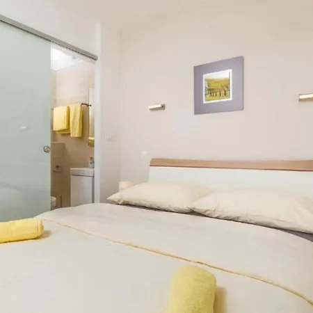 Sky & Sea Luxury With Whirpool&sauna By Guide مالينسكا