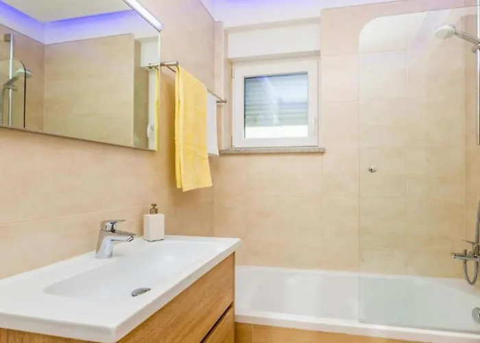 فيلة Sky & Sea Luxury With Whirpool&sauna By Guide *