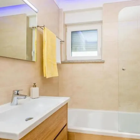 Villa Sky & Sea Luxury With Whirpool&sauna By Guide *