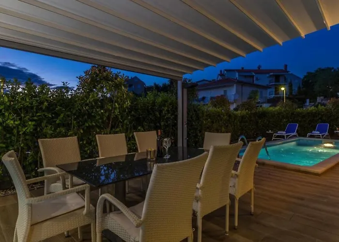 Sky & Sea Luxury With Whirpool&sauna By Guide Villa Malinska