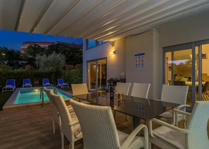 Sky & Sea Luxury With Whirpool&sauna By Guide *