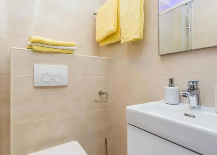 Sky & Sea Luxury With Whirpool&sauna By Guide Villa