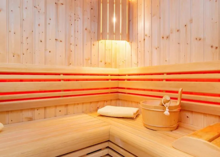 Sky & Sea Luxury With Whirpool&sauna By Guide Villa *